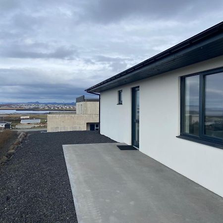 4 Person Room With Private Entrance And Bathroom Keflavík Exterior foto